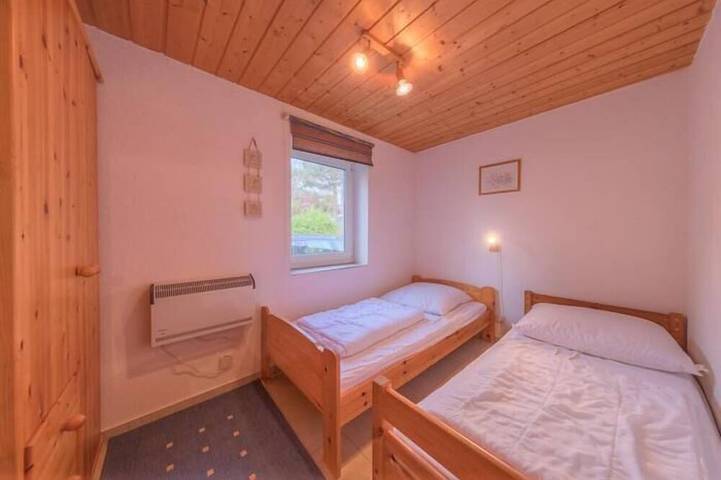 Möwe 17 - Petite maison de vacances confortable dans le parc de vacances Mirow in Granzow, Mirow