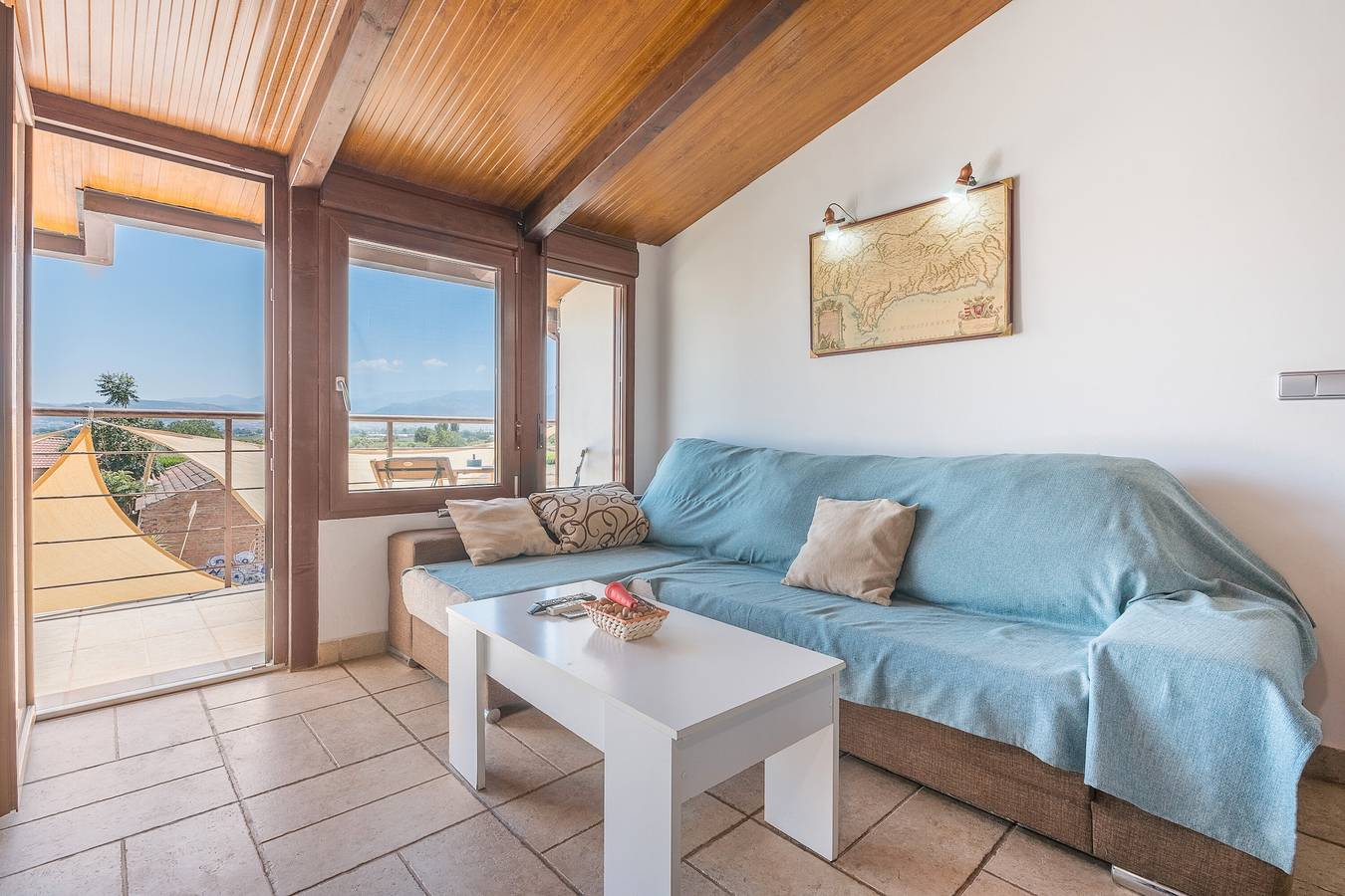 Ganze Wohnung, Ferienwohnung 'Con Vistas A Las Montañas' mit Bergblick, Wi-Fi und Klimaanlage in Ambroz, Vegas del Genil