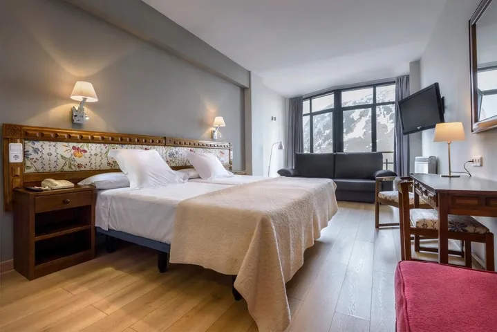Hotel para 2 personas, con sauna además de vistas y terraza - 1