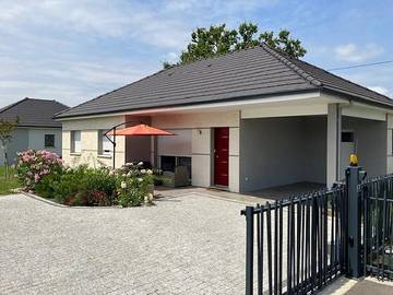 Gîte pour 4 personnes, avec terrasse et jardin dans Sendets