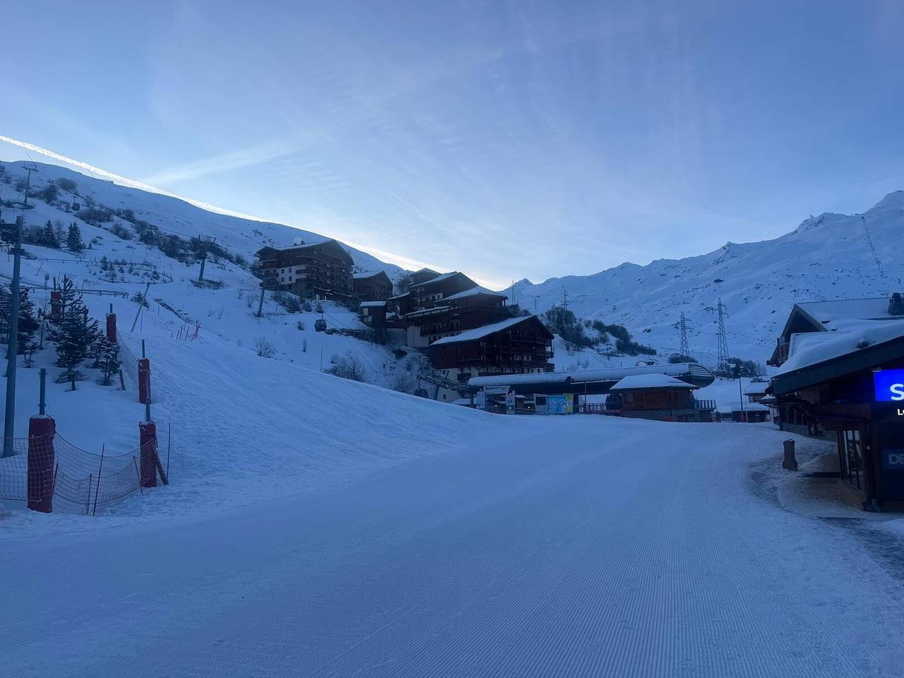 Chalet au pied des pistes en demi-pension in Saint-Martin-de-Belleville, Les Trois Vallées