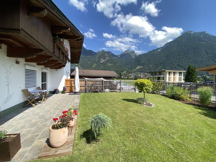 Ferienwohnung für 2 Personen, mit Balkon/Terrasse und Terrasse sowie Garten am Achensee - 2