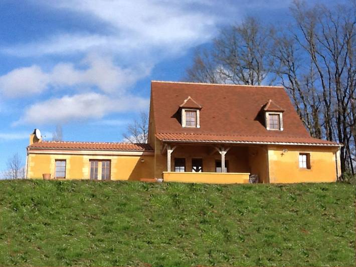 Gîte pour 8 personnes, avec piscine à Les Eyzies-de-Tayac-Sireuil