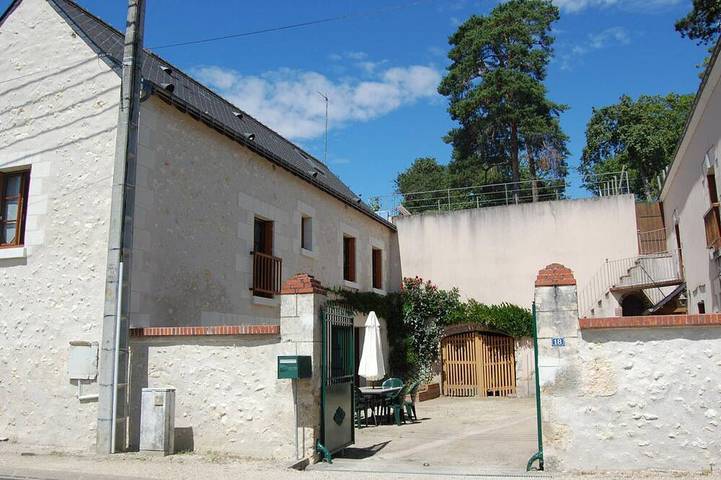 Gîte pour 4 personnes, avec Terrasse et Jardin à Cangey