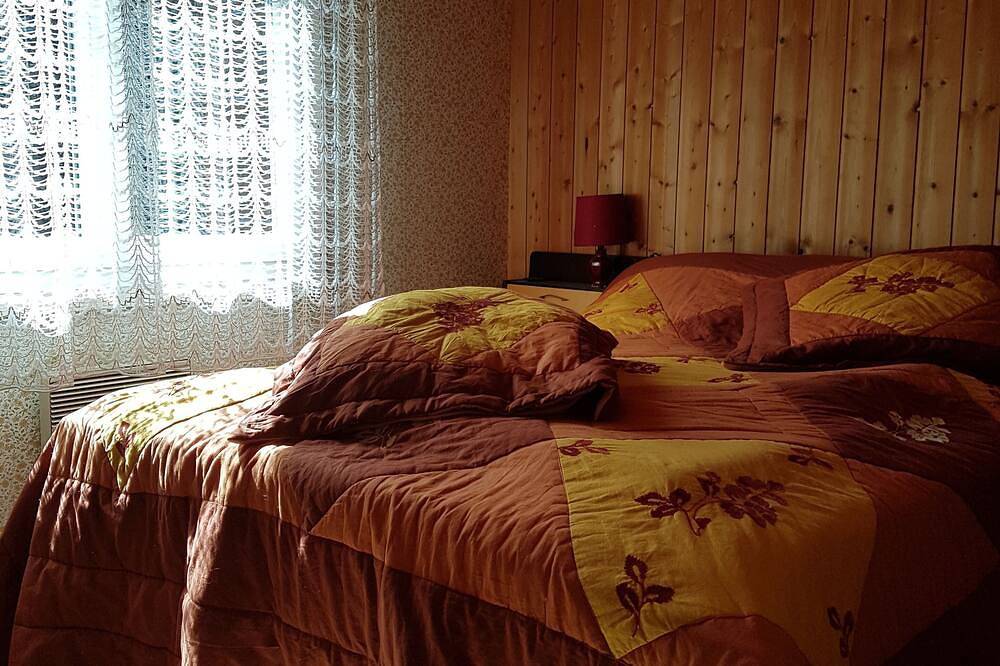 Ganze Wohnung, Villa Erdgeschoss im vollständig eingezäunten Grundstück in Lyaud, Thonon-les-Bains und Umgebung