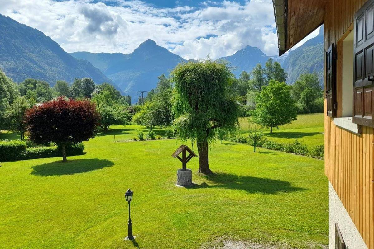 Ganze Wohnung, Three-Bedroom Apartment in Le Bourg-d'Oisans, Nationalpark Écrins