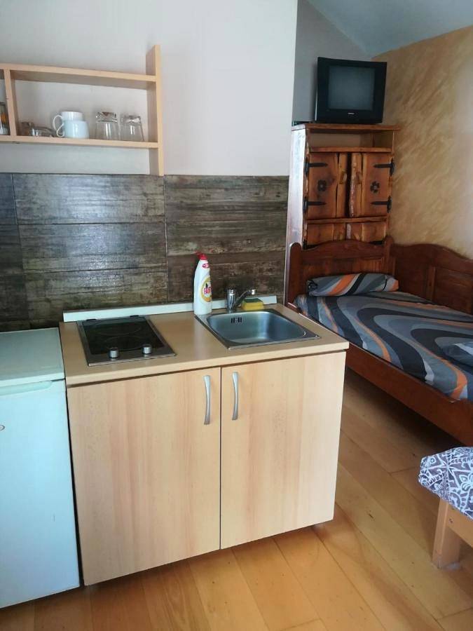 Maison d’hôte pour 6 personnes, avec jardin et jacuzzi à Belgrade - 3