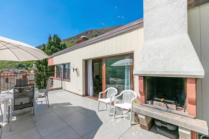 Ferienwohnung für 6 Personen, mit Sauna und Pool sowie Balkon und Seeblick, kinderfreundlich im Ticino - 2