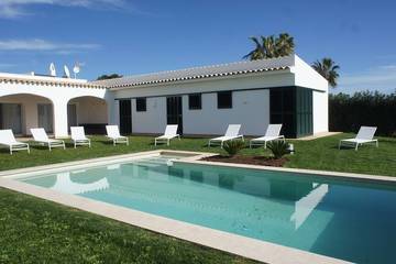 Villa für 8 Personen, mit Garten und Whirlpool auf Menorca