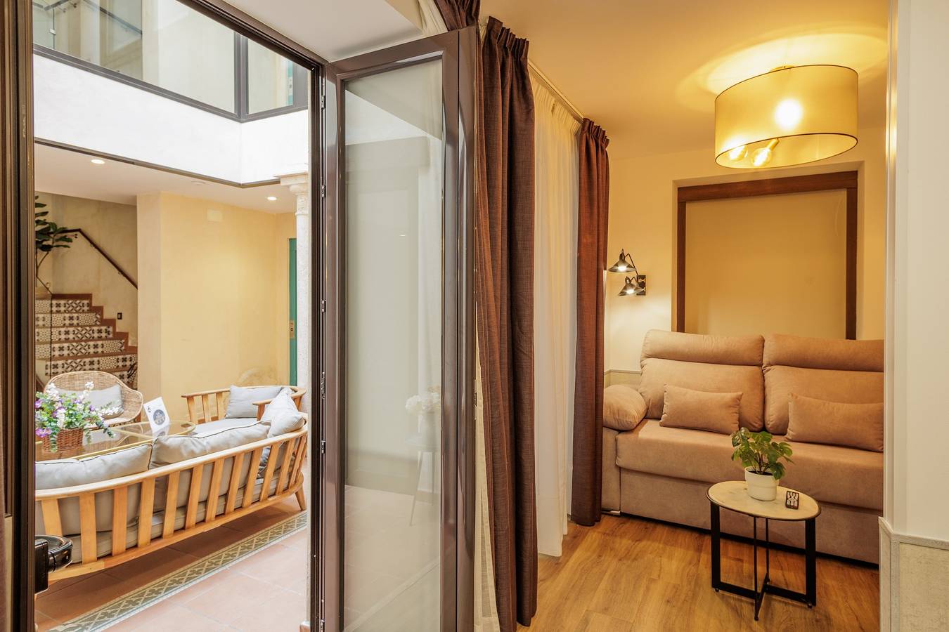 Apartamento inteiro, Apartamento Arenal Sevilla: 2 Quartos, Piscina e Acesso Adaptado in Casco Antiguo, Sevilha