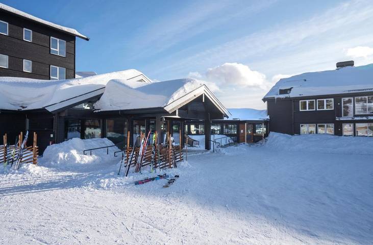 Resort for 6 personer, Balkong og Terrasse i tillegg til Jacuzzi og Sauna i Oppland