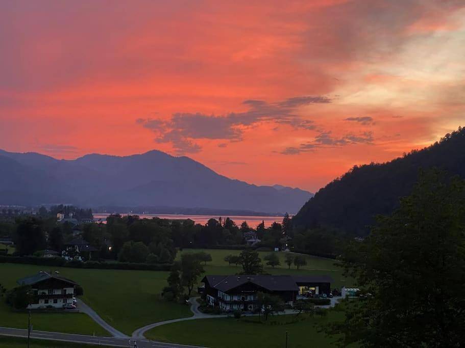 Geheel appartement, One-Bedroom Apartment - Annex in Strobl, Bezirk Salzburg-Umgebung
