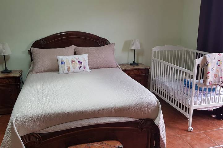 Villa mit privatem beheizten Pool Gratis WIFI BBQ. Küste Der Stille in Costa del Silencio, Teneriffa Süd