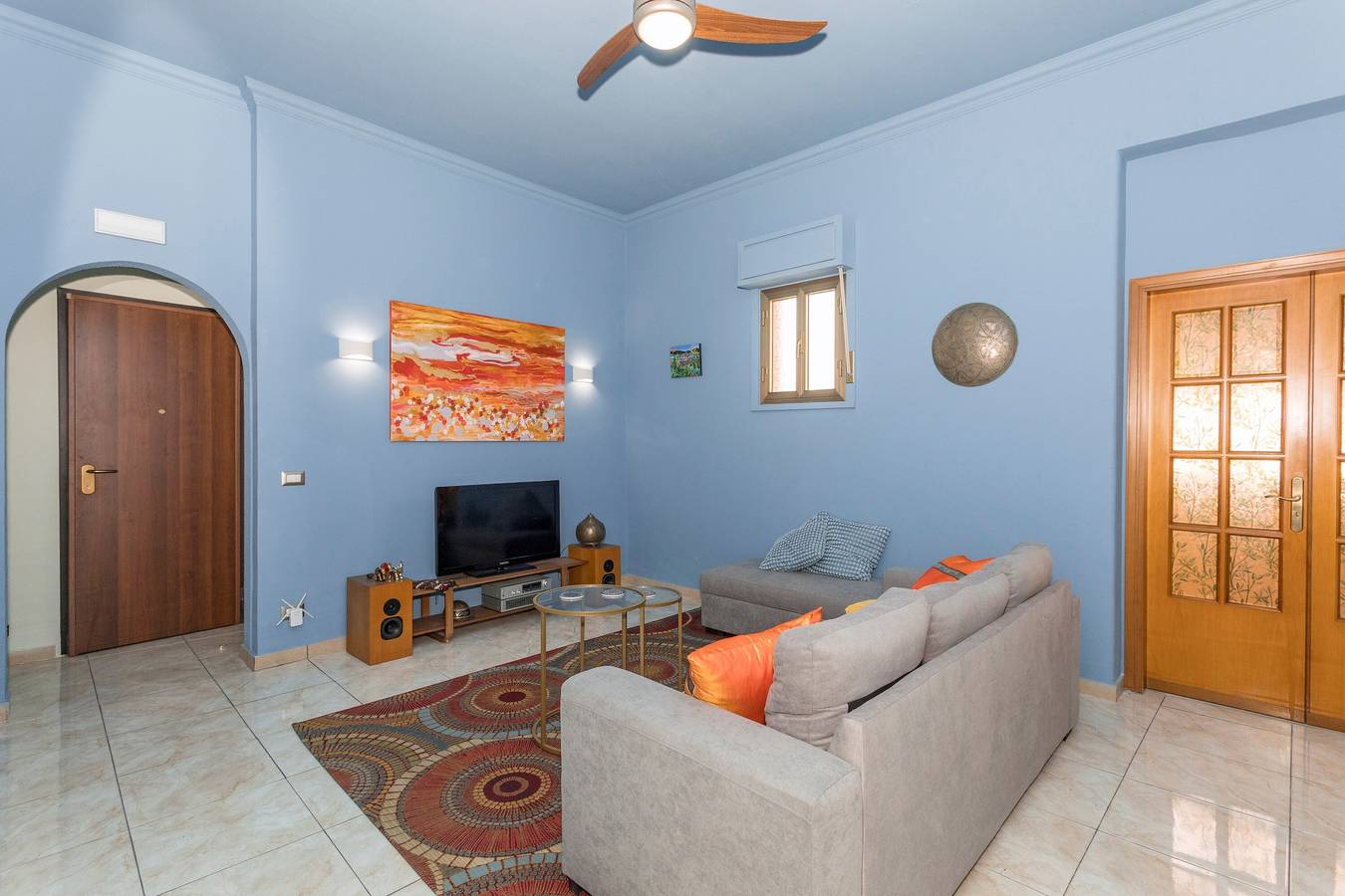 Apartamento entero, Apartamento 'Lemon Terrace' con terraza privada, Wi-Fi y aire acondicionado in Catania, Provincia de Catania