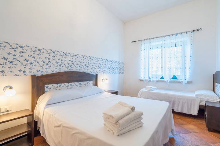 Ferienwohnung für 3 Personen, mit Garten in Syrakus