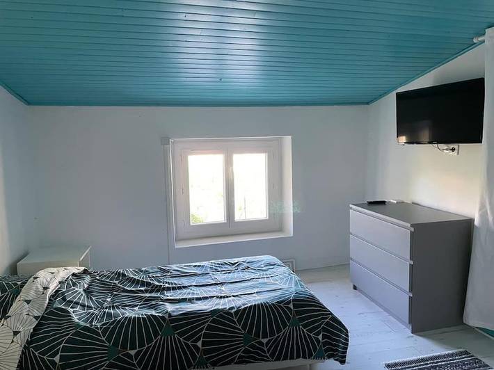 Location de vacances pour 4 personnes, avec jardin ainsi que vue et terrasse à Saint-Vulbas - 4