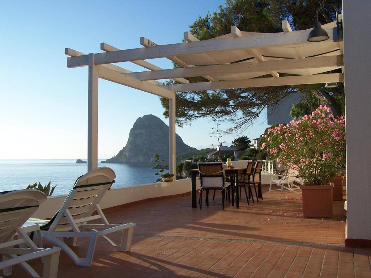 Three-Bedroom Villa in Capo Zafferano, Bagheria