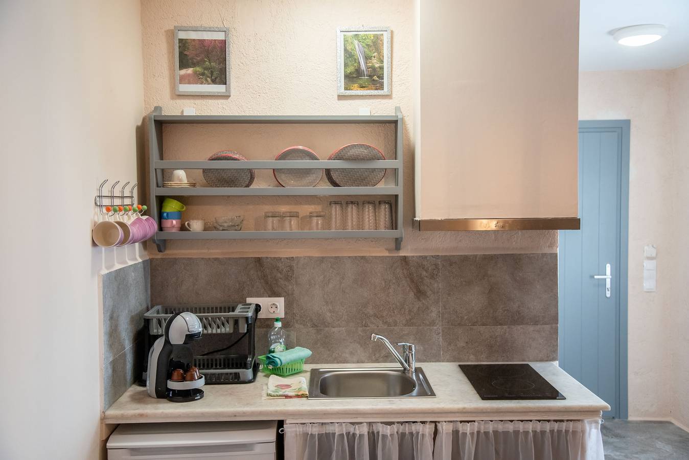 Entire apartment, Apartment 'Studios Kapsali 3' with Sea View, Wi-Fi and Air Conditioning in Galini, Cyclades