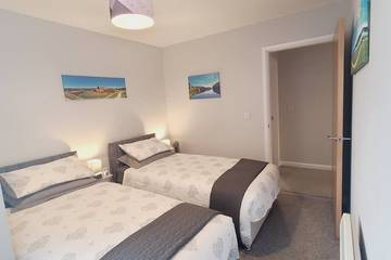 Apartment for 4 People in Wakefield, West Yorkshire, Photo 4