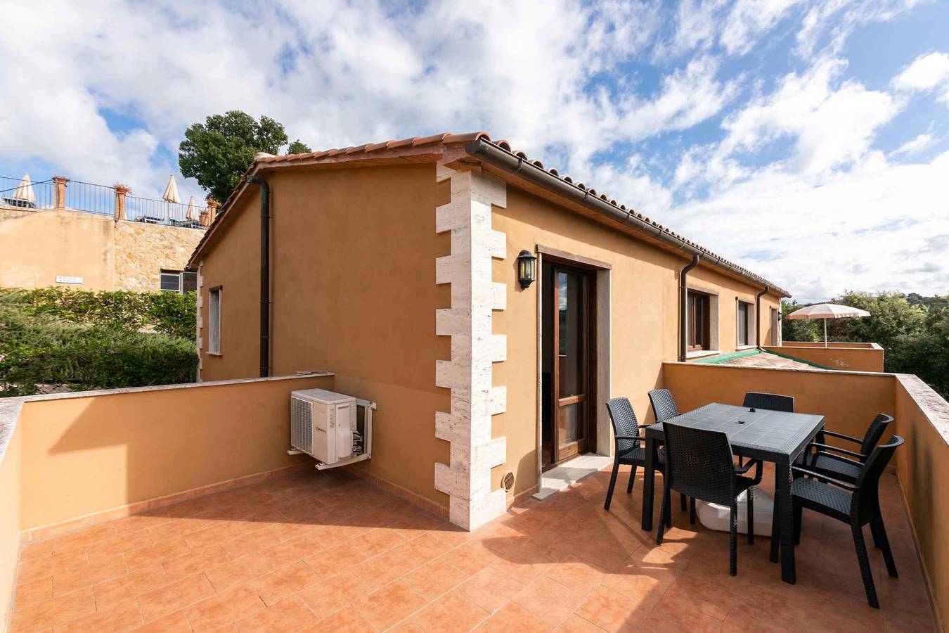 Hotelappartement met airconditioning en een buitenzwembad  in Magliano in Toscana, Provincie Grosseto