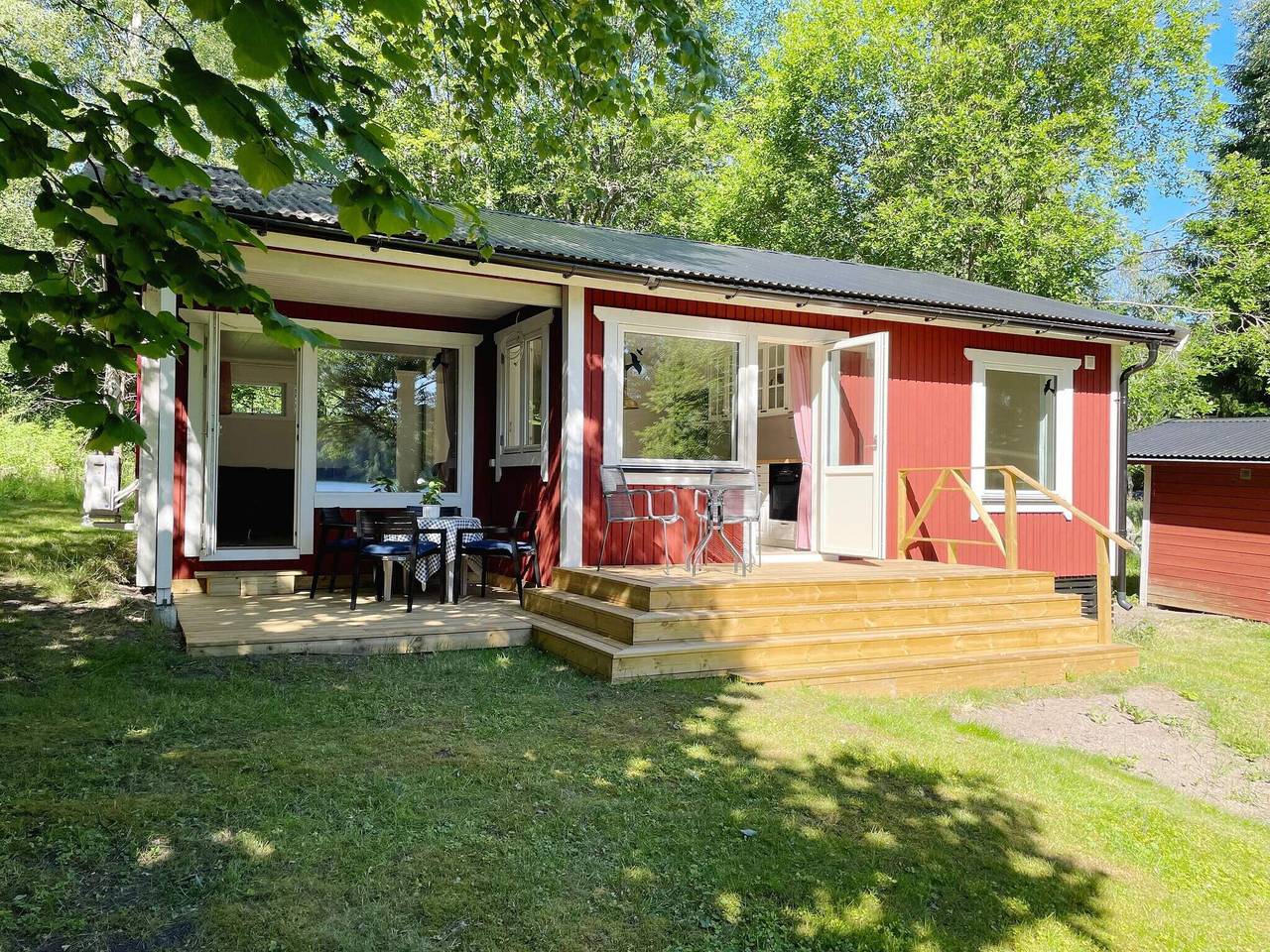 Hütte am See in Sollentuna in Upplands Väsby, Schwedische Ostsee