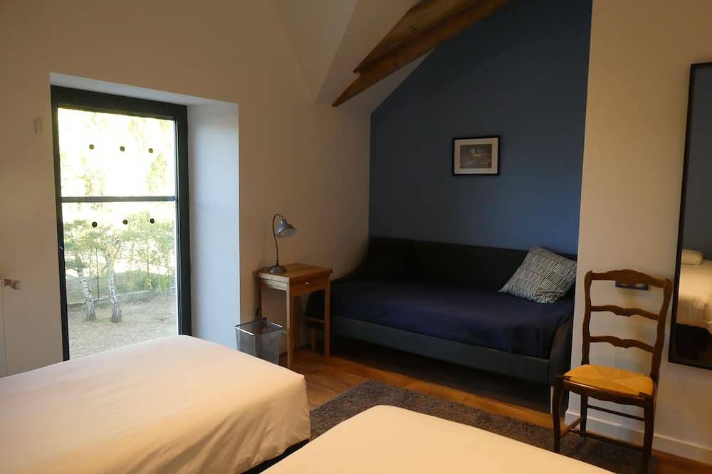 Superbe gîte, avec piscine intérieure, billard américain, 15 personnes in Saint-Branchs, Région de Tours