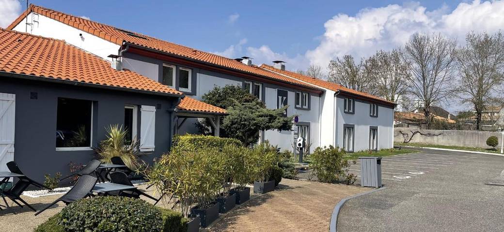 Hôtel pour 2 personnes, avec Terrasse et Vue à Lormont