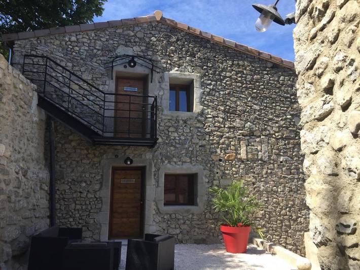 Gîte pour 4 personnes, avec jardin à Baix - 3