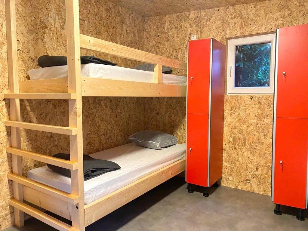 Zecamping 2* locatif 1 pers in Angicourt, Oise