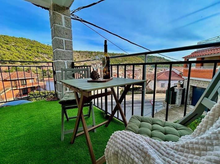 Casa de vacaciones para 8 personas, con jardín además de piscina y vistas, Se admiten mascotas en Provincia de Ávila - 2