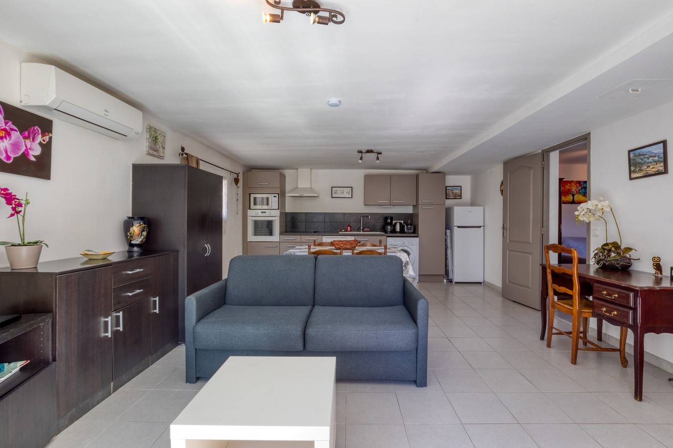 Appartement Le Jardin de Benjamin – Comfortabel verblijf met zwembad in Montagnac, Côte d'Améthyste