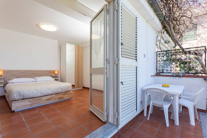 Entire apartment, 'Fabian's House' with Sea View in Taormina in Mazzarò, Taormina