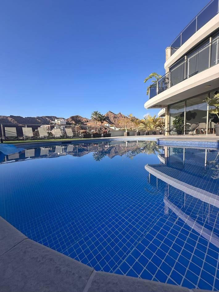 Chalet para 10 personas, con Balcón además de Jacuzzi y Jardín en Puerto de Mogan