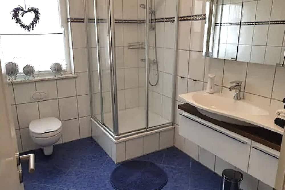 Ganze Wohnung, Ferienwohnung Wesergarten in Nordenham, Wesermarsch