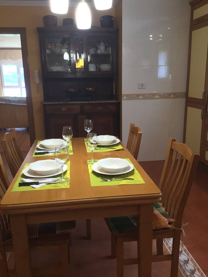 Gîte pour 6 personnes, avec terrasse à Viveiro - 4