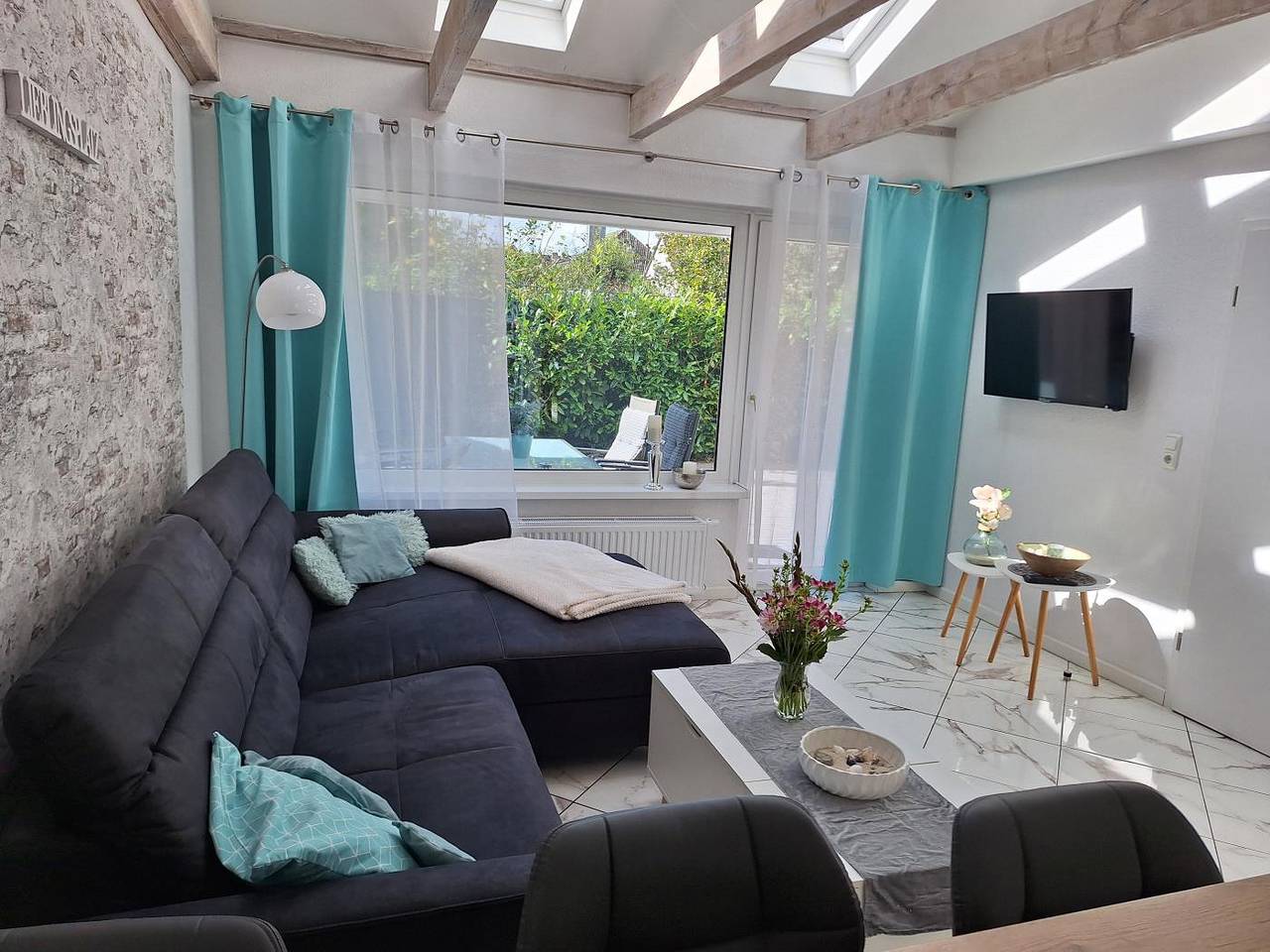 Gemütliches Ferienhaus Carl mit Terrasse und Garten in Scharbeutz, Ostholstein