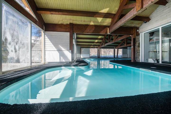 Hôtel pour 4 personnes, avec Terrasse et Jardin ainsi que Piscine et Sauna