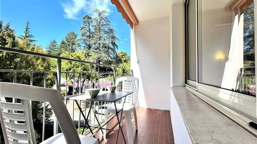 Gîte pour 3 personnes, avec balcon dans Thermes de Gréoux les Bains - 4