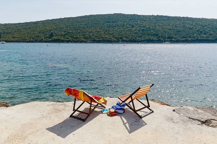 Villa für 10 Personen, mit Meerblick und Balkon sowie Sauna, kinderfreundlich in Montenegro - 2