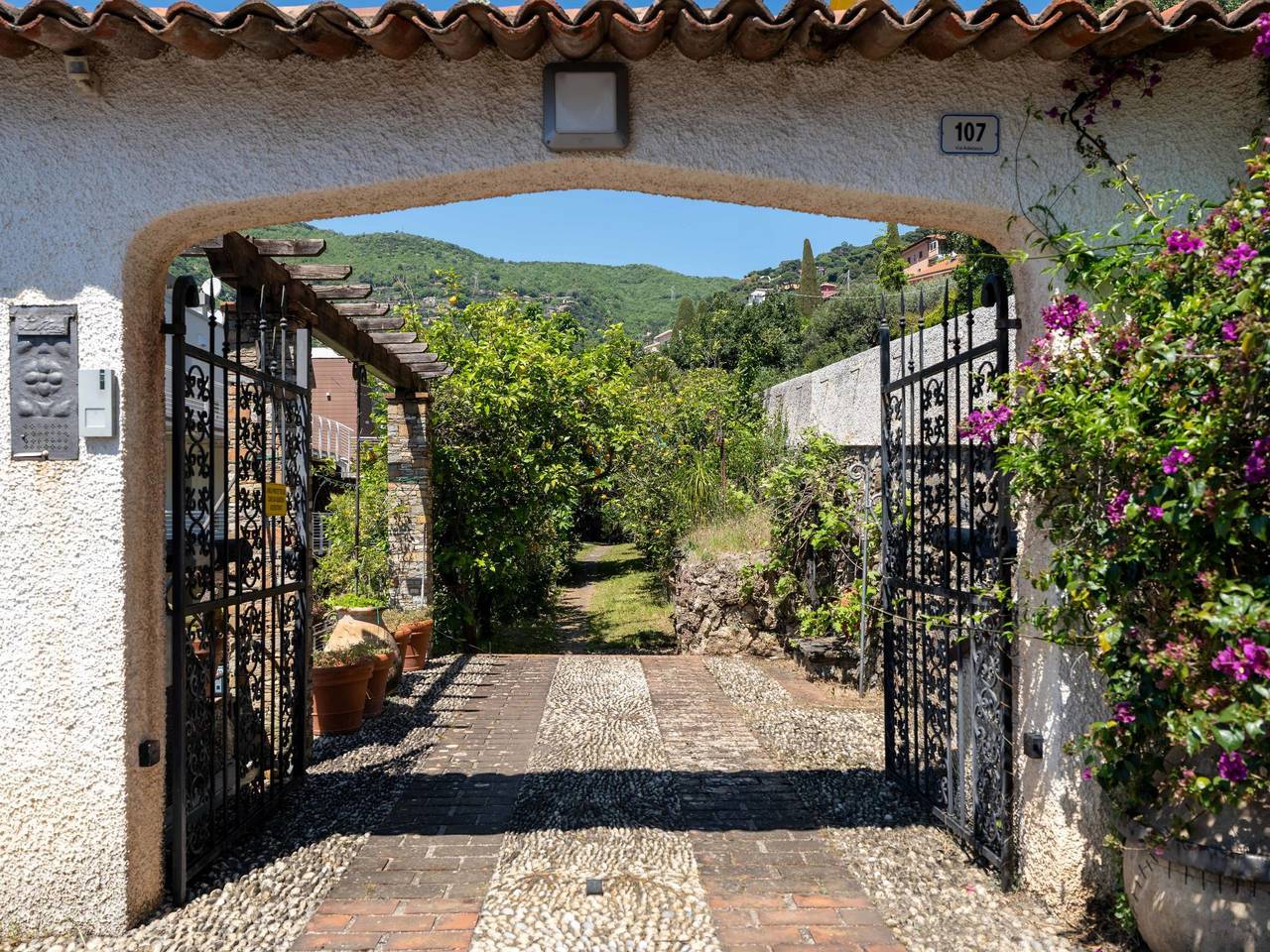 Villa Girasole in Alassio, Riviera di Ponente