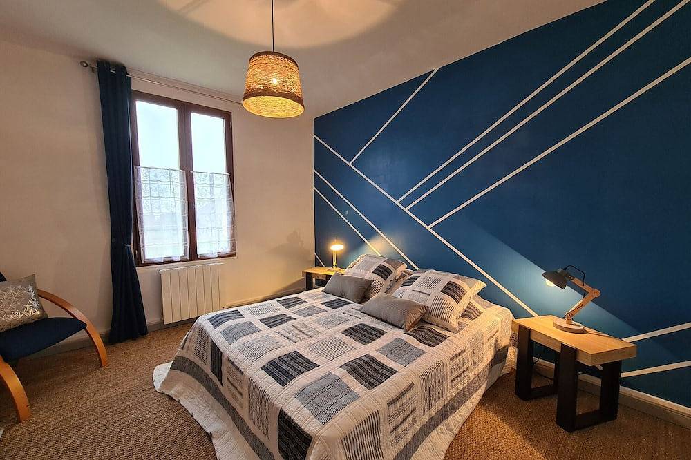 Maison individuelle près de la Châtre, jardin privé, jacuzzi in La Berthenoux, Région de La Châtre