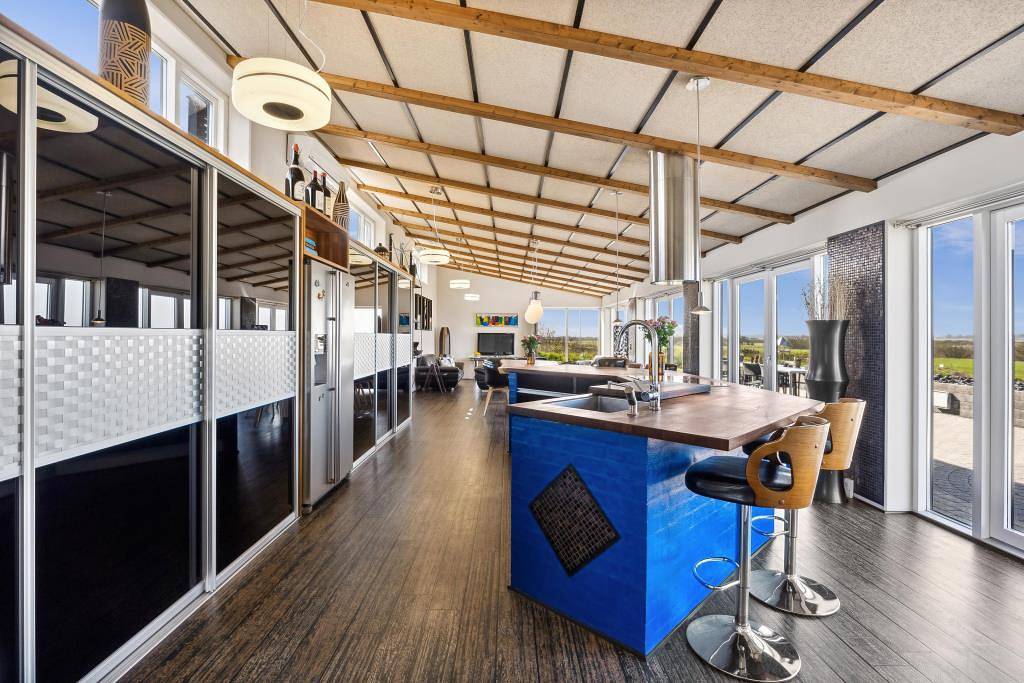 Schönes Ferienhaus mit Panoramablick auf den Golfplatz in Søndervig in Lodbjerg Hede, Ringkøbing