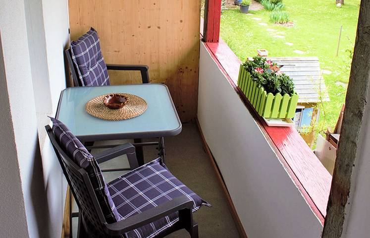 Ferienwohnung für 2 Personen, mit Balkon in Lörrach - 2