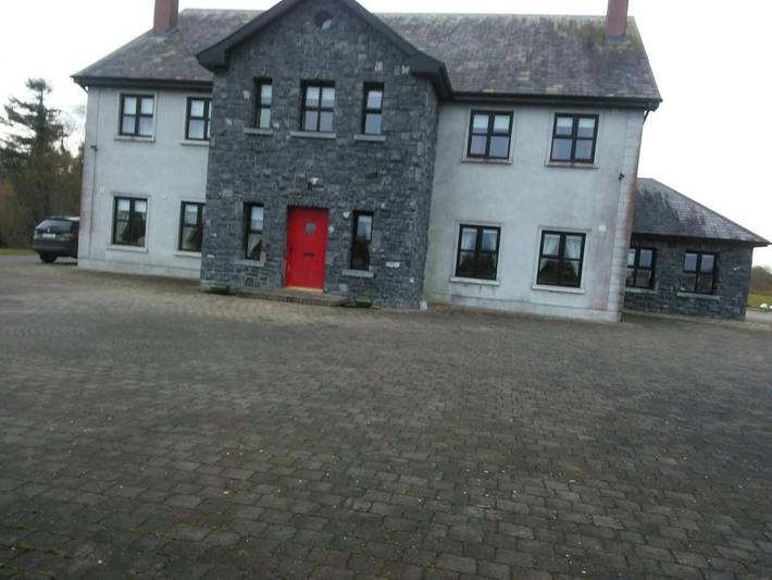 BnB für 4 Personen, mit Terrasse und Garten sowie Ausblick, mit Haustier in County Galway