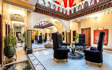 Hôtel pour 10 personnes, avec piscine et terrasse dans Jemaa el-Fnaa