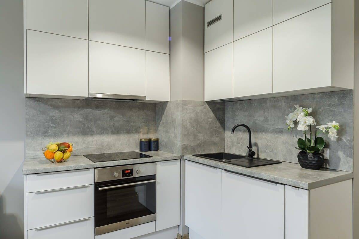 Entire apartment, Lumina modern studio with balcony in Łódź, Lodz Region
