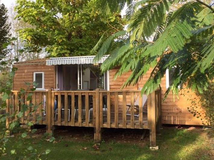 Camping pour 4 personnes, avec Piscine