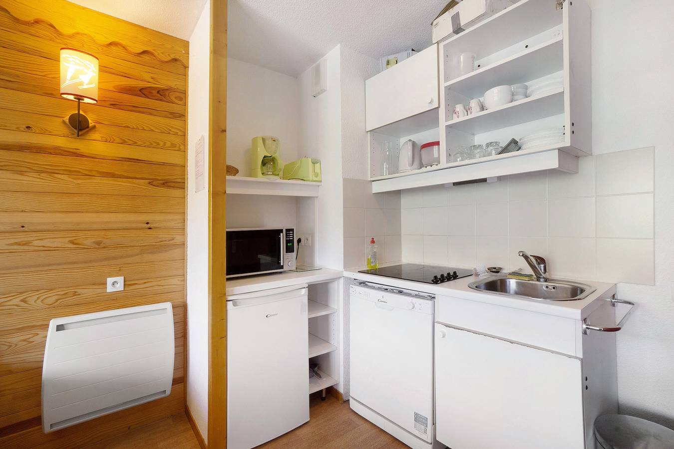 Apartamento entero, Apartamento 'A1 308 Appart Au Pied Des Pistes' con vistas a la montaña y balcón in Saint-François-Longchamp, Le Grand Domaine