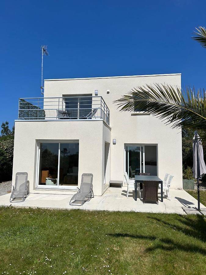 Maison de vacances pour 6 personnes, avec Balcon et Terrasse ainsi que Jardin et Vue dans Morgat