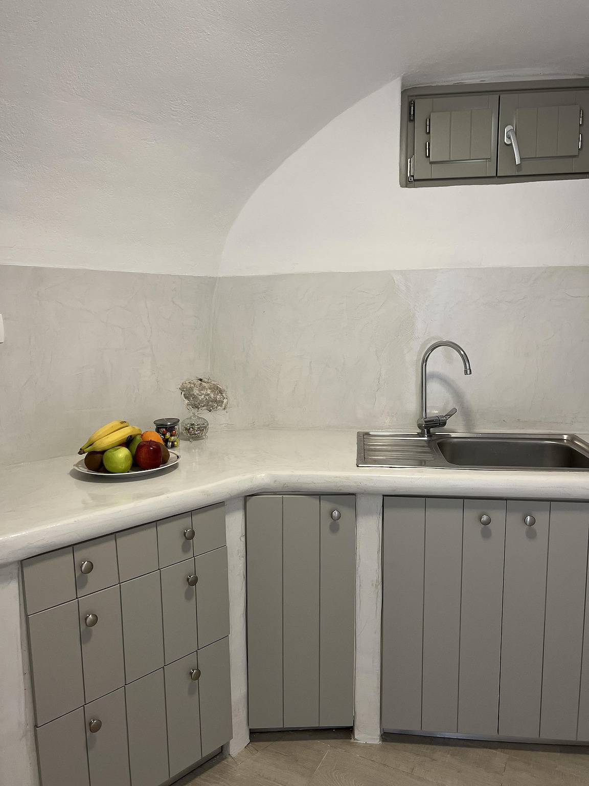 Entire apartment, Lamar Cave House 1 Bedroom in Exo Gonia, Santorini